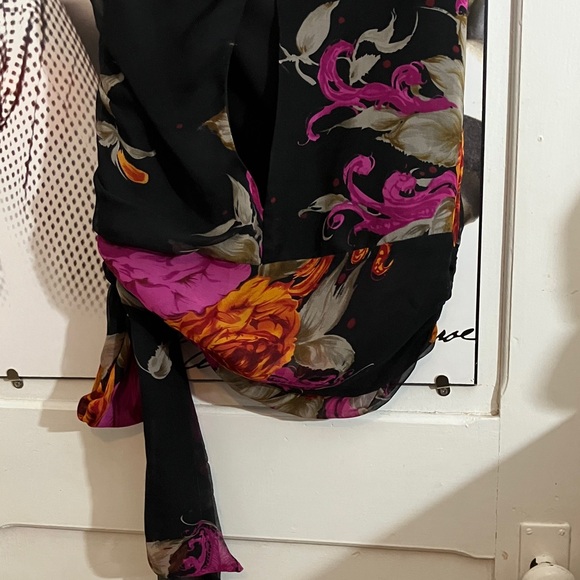 Black Floral Draped Top with Pink & Orange Roses 100% silk 1 shoulder sleeveless - Picture 6 of 7